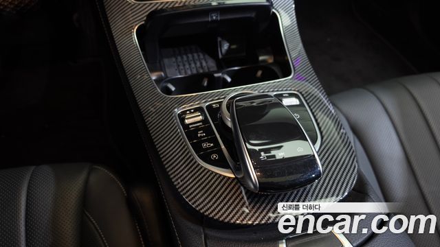 Mercedes-Benz E-Class E300 4MATIC Exclusive