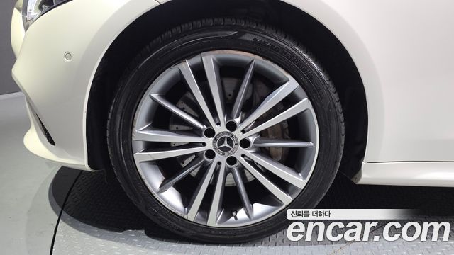 Mercedes-Benz CLS-Class CLS400d 4MATIC