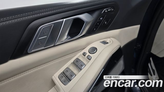 BMW X7 xDrive 40i M Sport 6STR