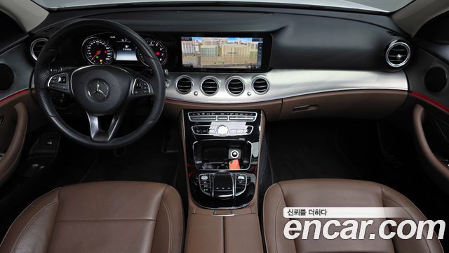 Mercedes-Benz E-Class E200 Avantgarde