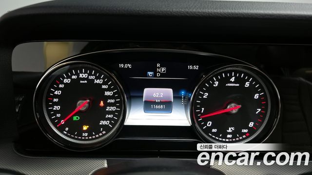 Mercedes-Benz E-Class E200 Avantgarde