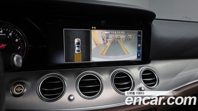 Mercedes-Benz E-Class E200 Avantgarde