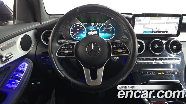 Mercedes-Benz GLC-Class GLC300e 4MATIC