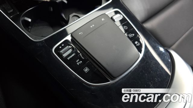 Mercedes-Benz GLC-Class GLC300e 4MATIC