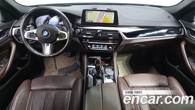 BMW 5-Series 530i xDrive M Sport Package Plus
