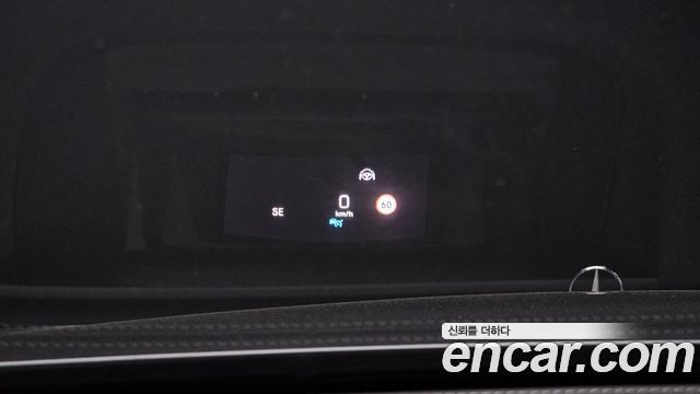 Mercedes-Benz E-Class E300 4MATIC Exclusive