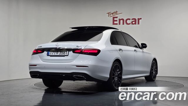 Mercedes-Benz E-Class E350 4MATIC AMG Line