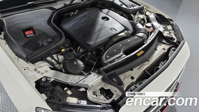 Mercedes-Benz E-Class E350 4MATIC AMG Line