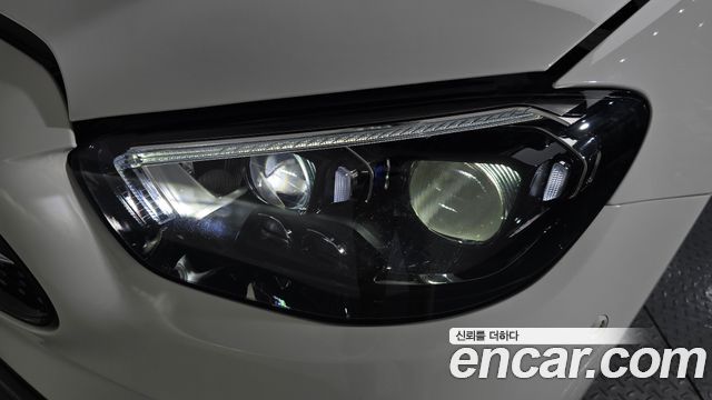 Mercedes-Benz E-Class E350 4MATIC AMG Line