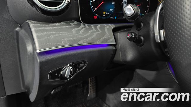 Mercedes-Benz E-Class E350 4MATIC AMG Line