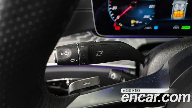 Mercedes-Benz E-Class E350 4MATIC AMG Line