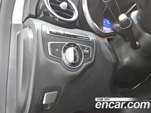 Mercedes-Benz C-Class C200 Avantgarde