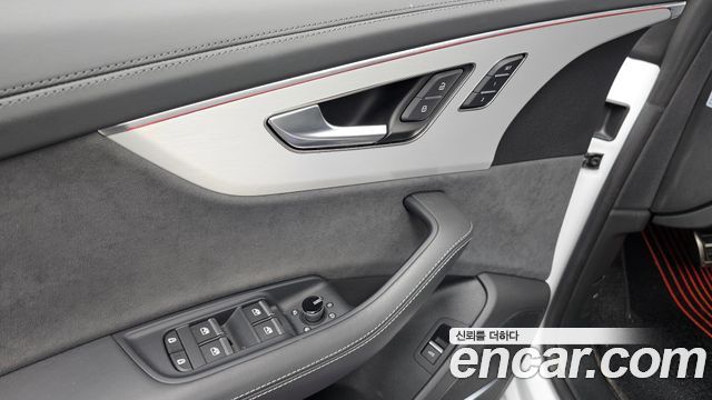 Audi Q8 50 TDI Quattro Premium