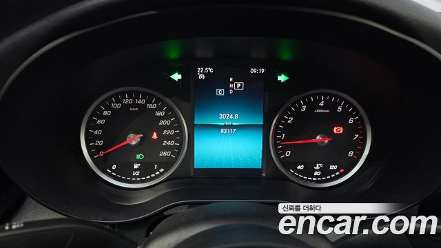 Mercedes-Benz C-Class C200
