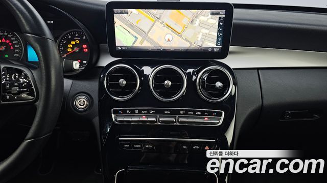 Mercedes-Benz C-Class C200