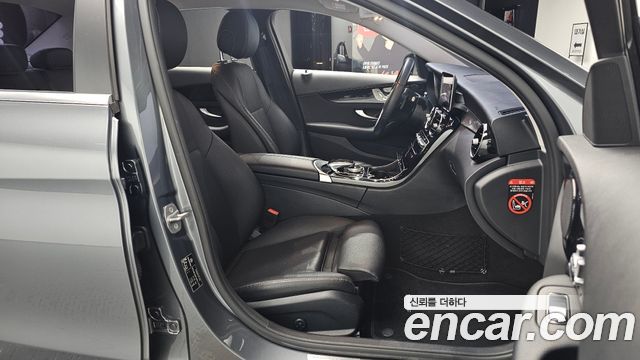 Mercedes-Benz C-Class C200