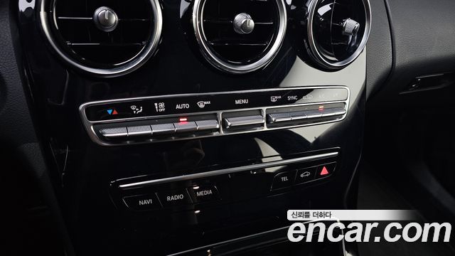 Mercedes-Benz C-Class C200
