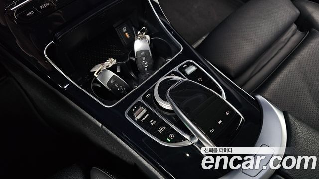 Mercedes-Benz C-Class C200
