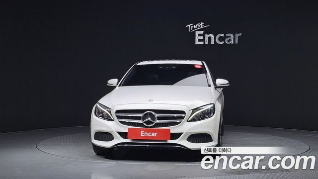 Mercedes-Benz C-Class C200 Avantgarde