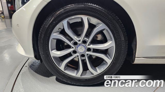 Mercedes-Benz C-Class C200 Avantgarde