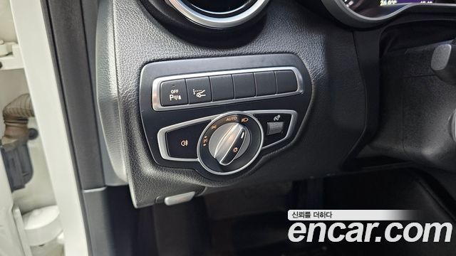 Mercedes-Benz C-Class C200 Avantgarde