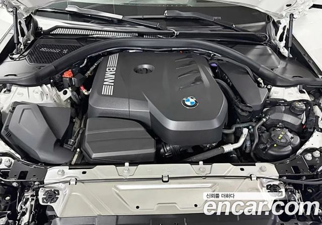 BMW 3-Series 320i