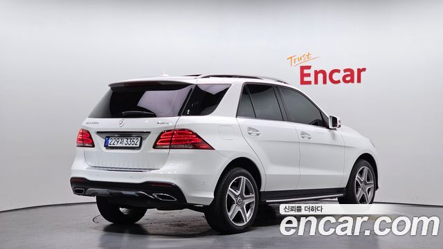 Mercedes-Benz GLE-Class GLE350 d 4MATIC
