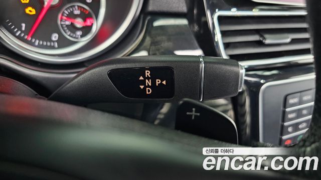 Mercedes-Benz GLE-Class GLE350 d 4MATIC