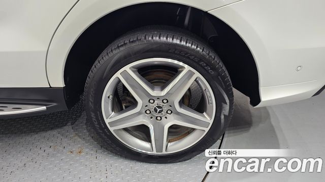 Mercedes-Benz GLE-Class GLE350 d 4MATIC