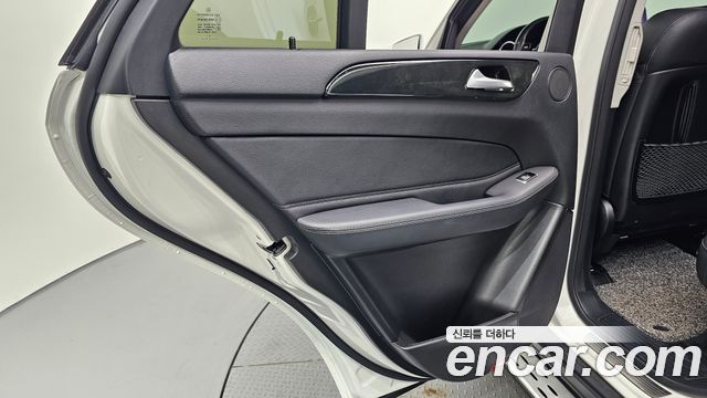 Mercedes-Benz GLE-Class GLE350 d 4MATIC