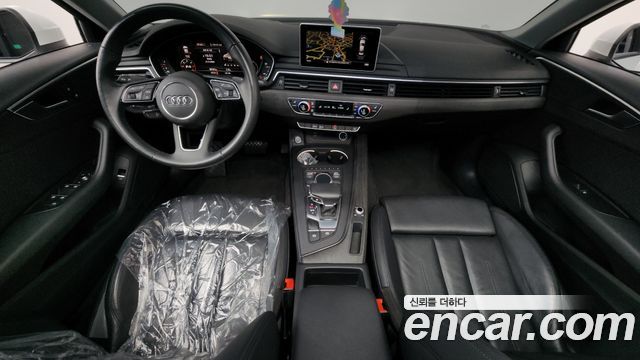 Audi A4 30 TDI Premium