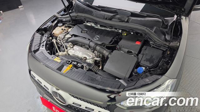 Mercedes-Benz GLA-Class GLA250 4MATIC