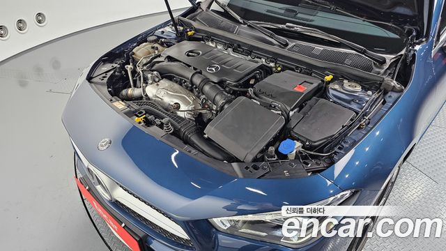 Mercedes-Benz CLA-Class CLA250 4MATIC