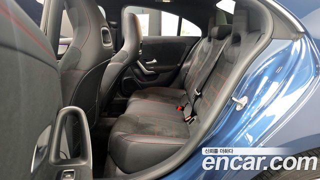 Mercedes-Benz CLA-Class CLA250 4MATIC
