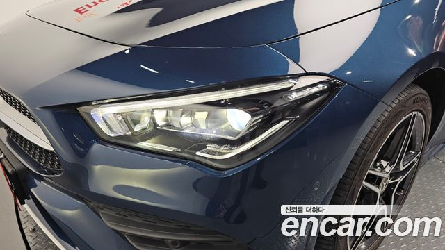 Mercedes-Benz CLA-Class CLA250 4MATIC