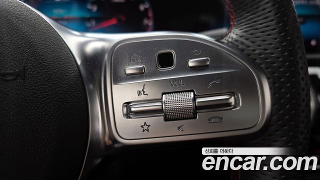 Mercedes-Benz CLA-Class CLA250 4MATIC