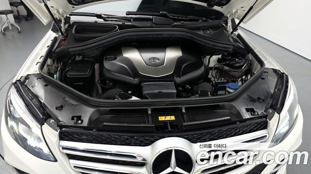 Mercedes-Benz GLE-Class GLE350 d 4MATIC
