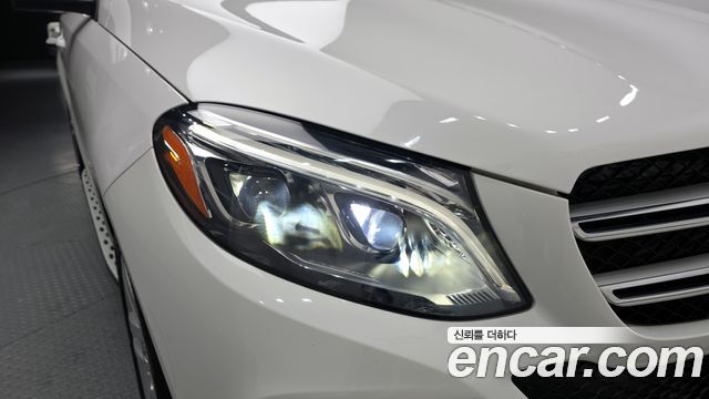 Mercedes-Benz GLE-Class GLE350 d 4MATIC