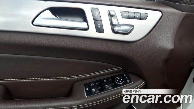 Mercedes-Benz GLE-Class GLE350 d 4MATIC