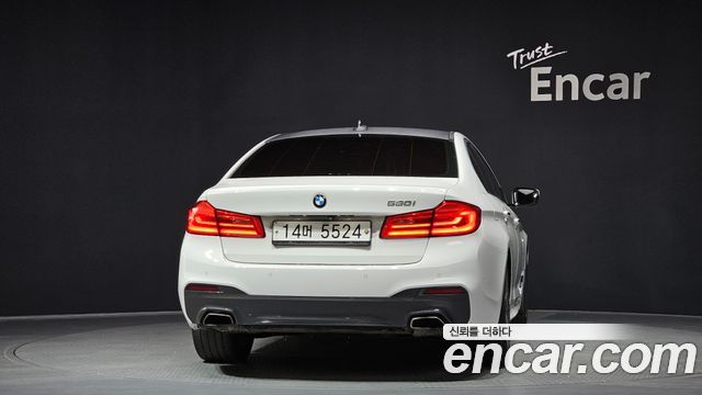 BMW 5-Series 530i M Sport Package