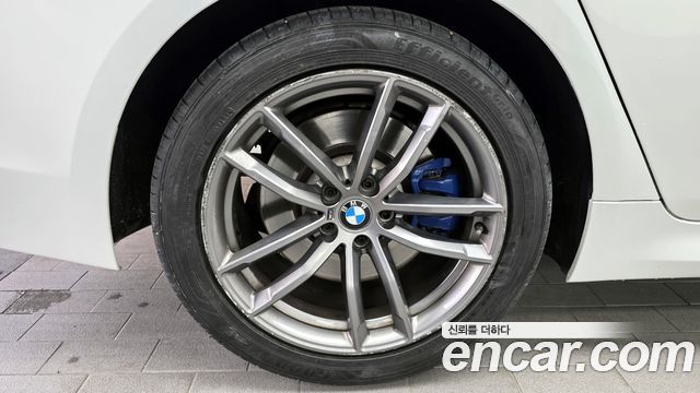 BMW 5-Series 530i M Sport Package