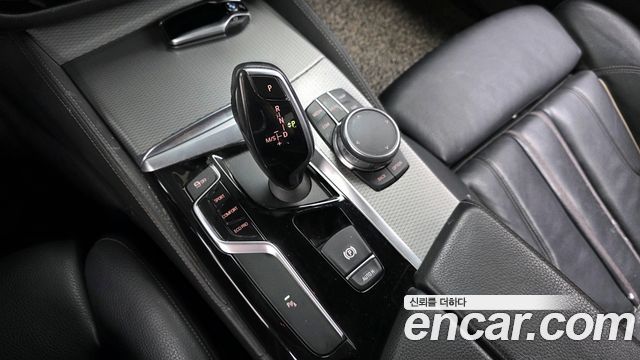 BMW 5-Series 530i M Sport Package