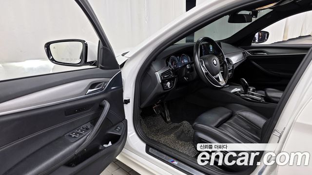 BMW 5-Series 530i M Sport Package