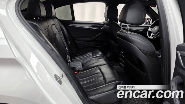 BMW 5-Series 530i M Sport Package