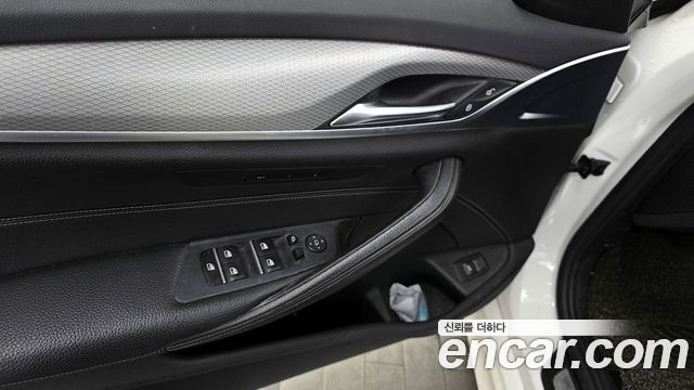 BMW 5-Series 530i M Sport Package
