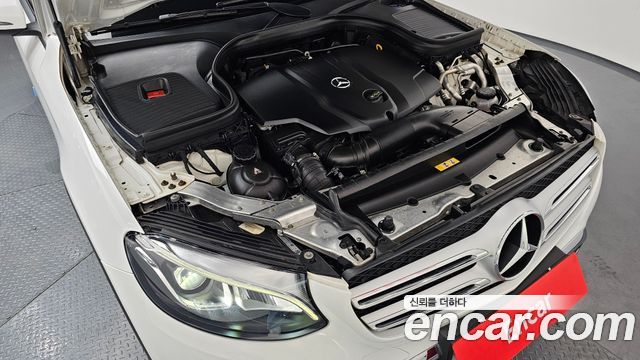 Mercedes-Benz GLC-Class GLC220 d 4MATIC