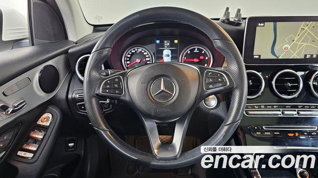 Mercedes-Benz GLC-Class GLC220 d 4MATIC