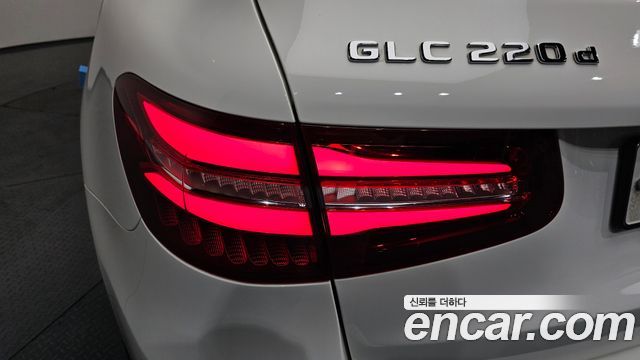 Mercedes-Benz GLC-Class GLC220 d 4MATIC