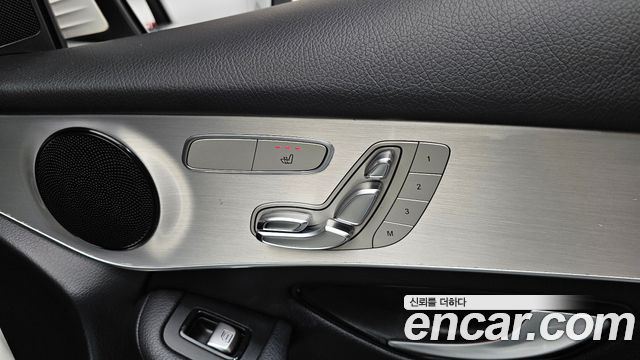 Mercedes-Benz GLC-Class GLC220 d 4MATIC