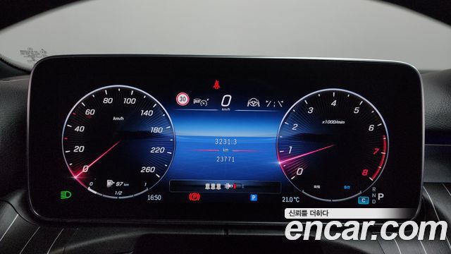 Mercedes-Benz C-Class C200 Avantgarde